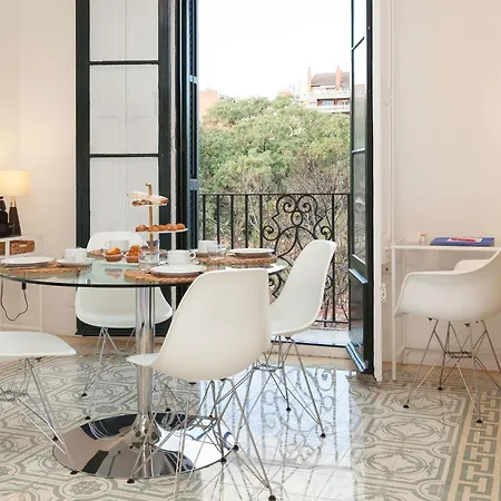 Scenario & Llum - Sagrada Familia Apartment