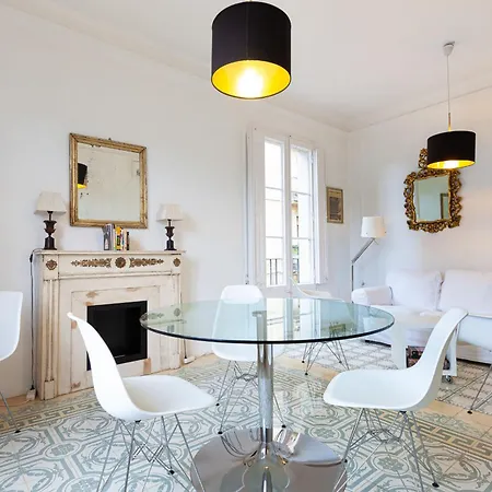 Scenario & Llum - Sagrada Familia Apartment *